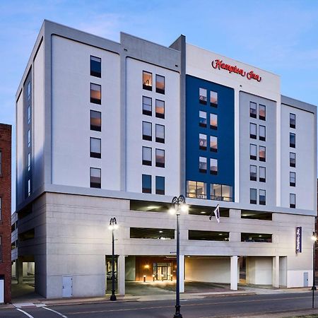 Hampton Inn Massillon Экстерьер фото