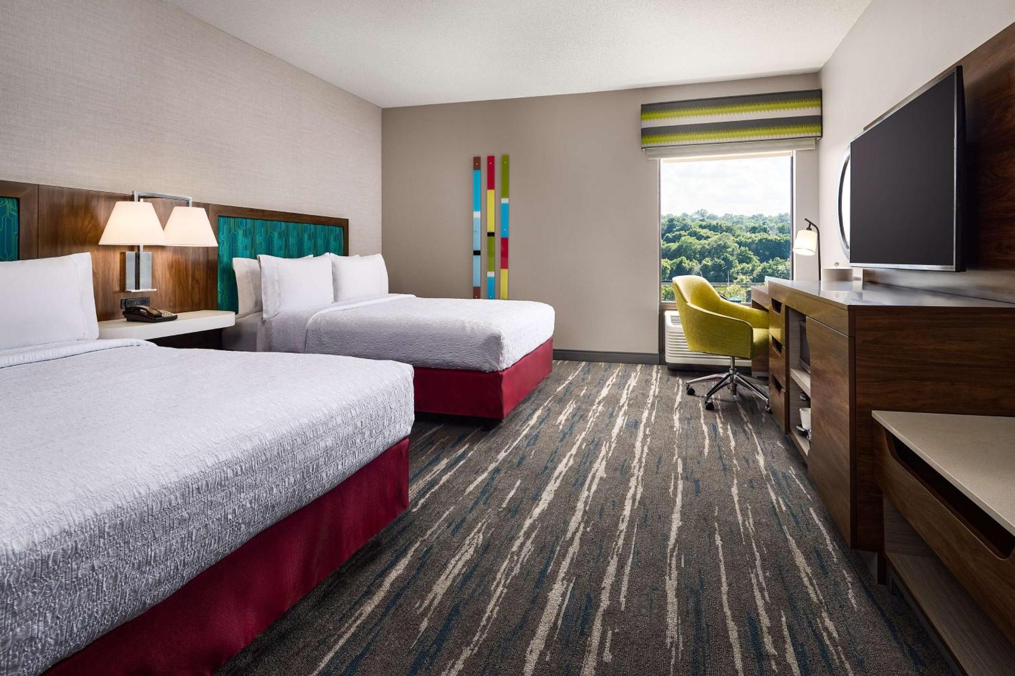 Hampton Inn Massillon Экстерьер фото